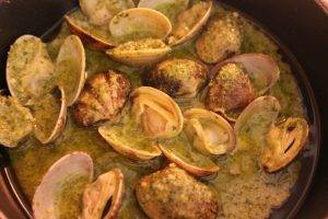 Beautiful clams in a garlic sauce from Sant Feliu de Guixols, Costa Brava