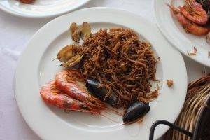 Foodies on the Costa Brava, Catalunya. This is fideua.