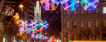 Christmas lights in Girona, just 30 minutes from our vacation rentals in Sant Feliu de Guixols