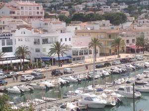 Can Narra is in the beautiful port of Llança - a day trip from our vacation rentals in Sant Feliu de Guixols, but worth it!