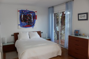 We have one of his sea urchin paintings in Maremar
